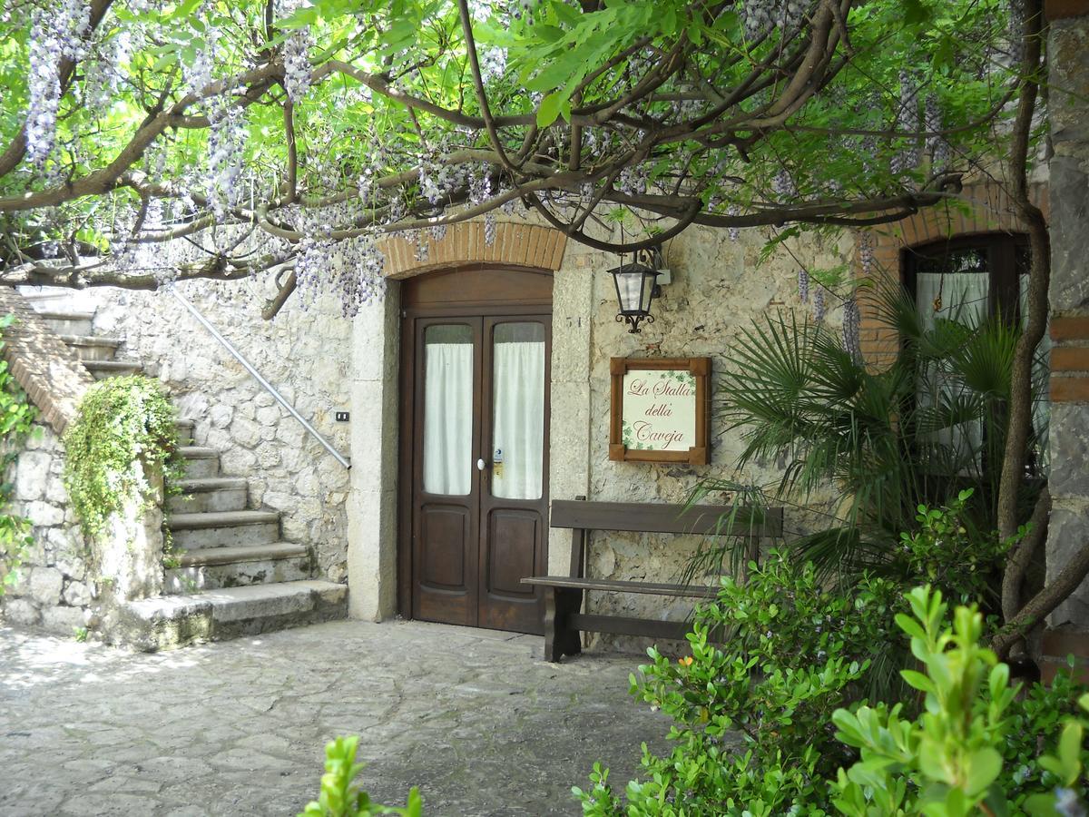 Hotel La Caveja Pietravairano Esterno foto